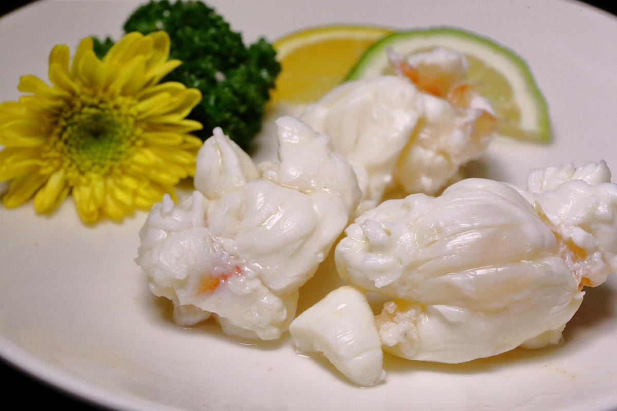 新竹火鍋推薦，浮誇系火鍋「六野鴛鴦鍋物」新開幕！頂級海鮮船水