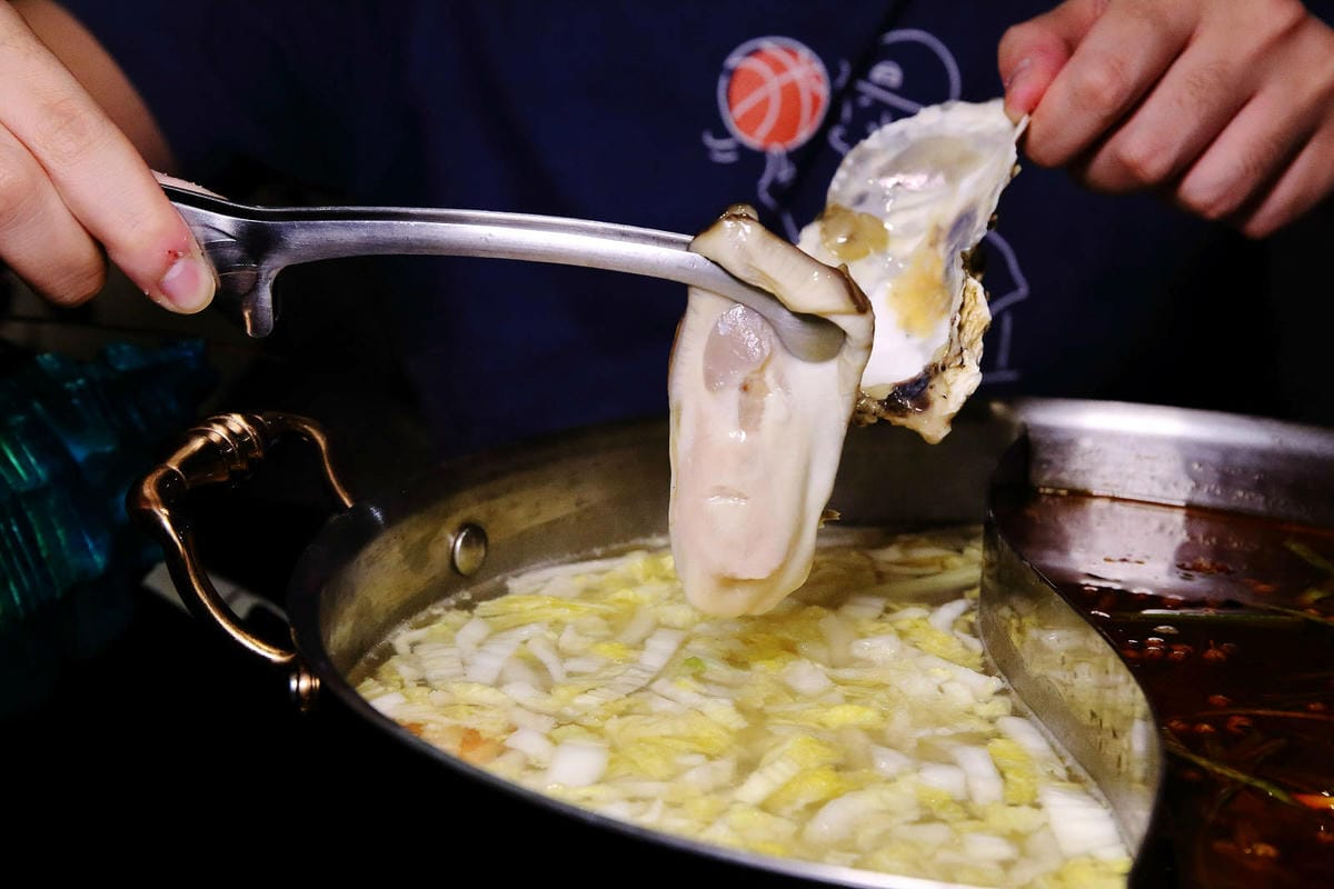 新竹火鍋推薦，浮誇系火鍋「六野鴛鴦鍋物」新開幕！頂級海鮮船水