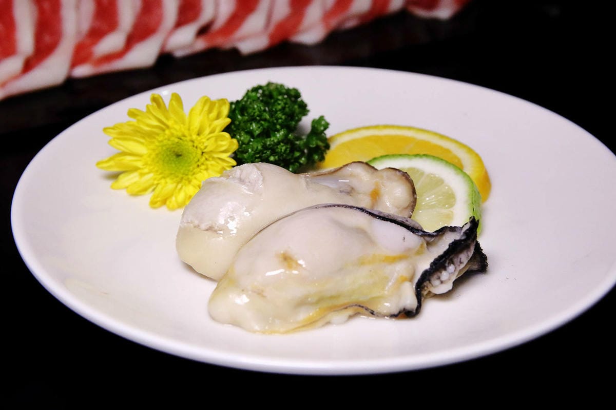 新竹火鍋推薦，浮誇系火鍋「六野鴛鴦鍋物」新開幕！頂級海鮮船水