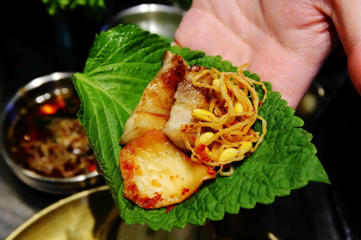 王品全新韓式燒肉品牌，金咕韓式原塊烤肉插旗西門町！主打豬五花