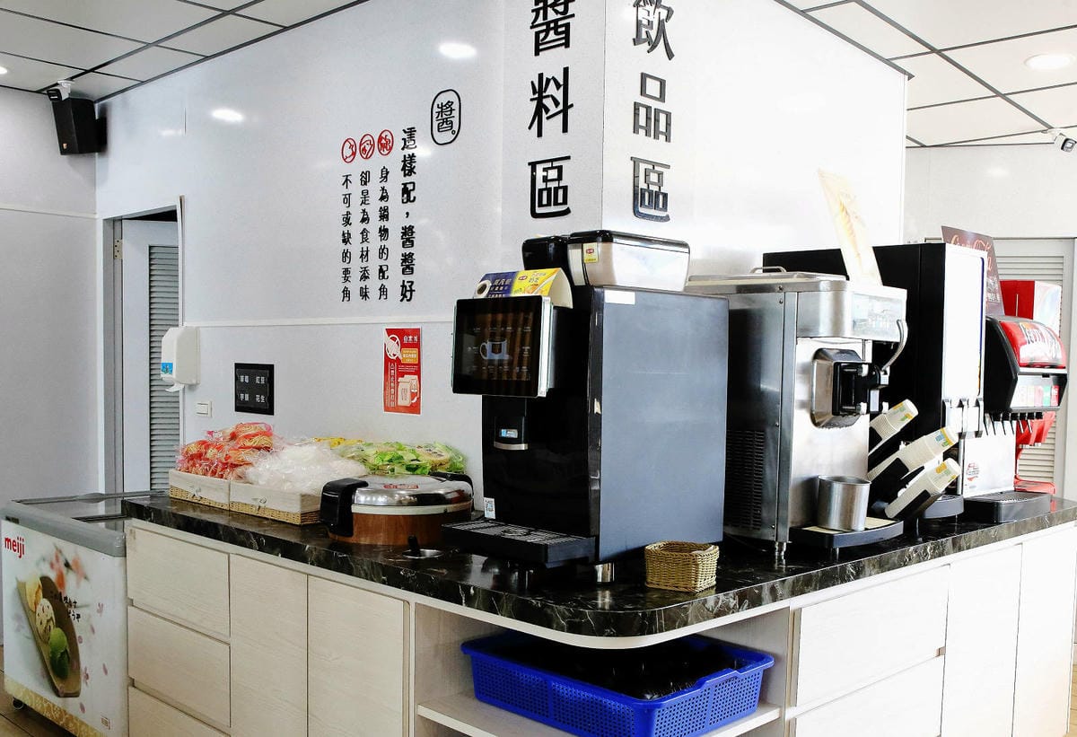 京川鍋物逢甲店，逢甲商圈超高CP值火鍋，$168起自助吧吃到