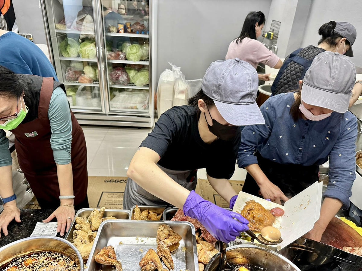 久等了!阿世排骨隆重回歸,永和人的回憶!