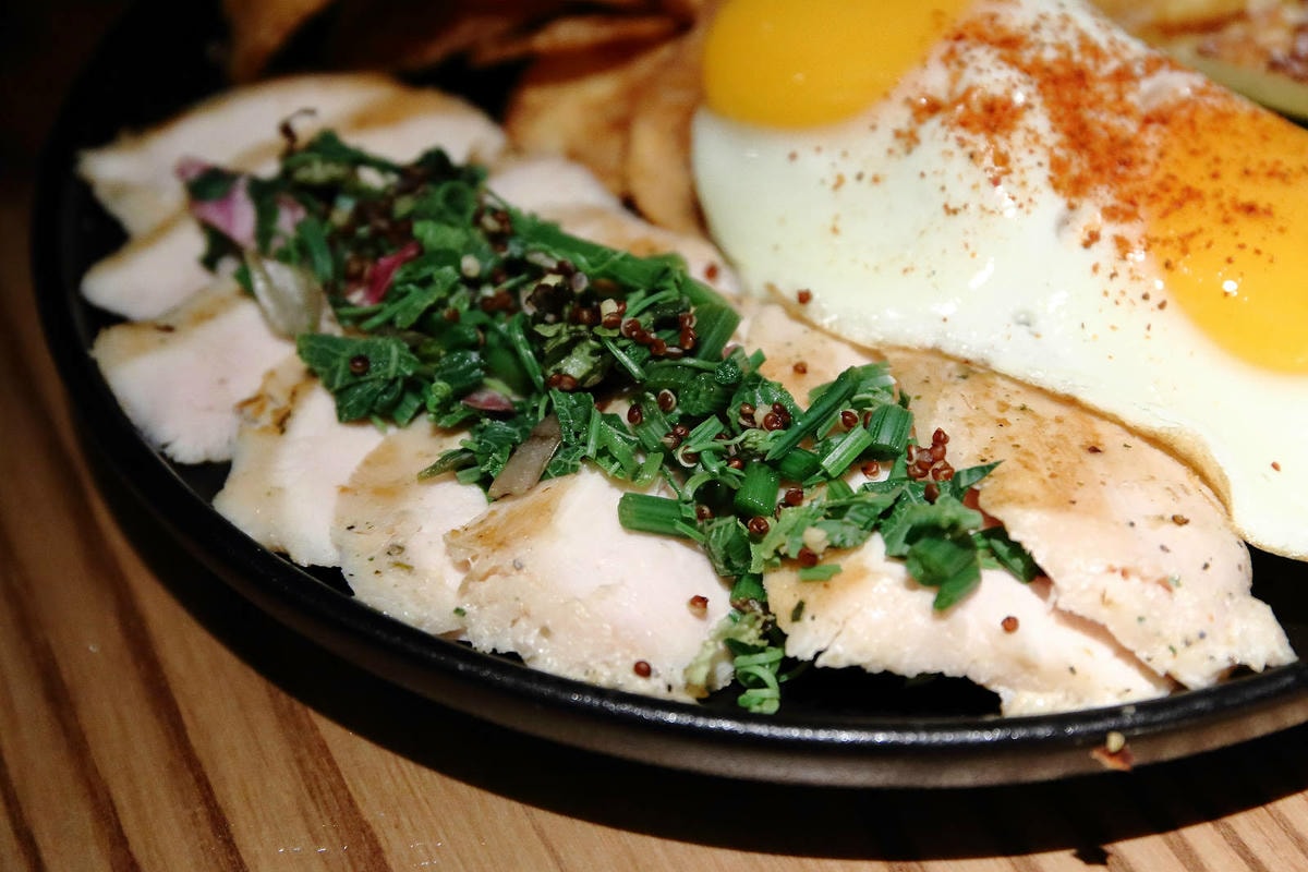 貳樓林口露營概念店新開幕!城市偽露營!在城市中也能享受享受