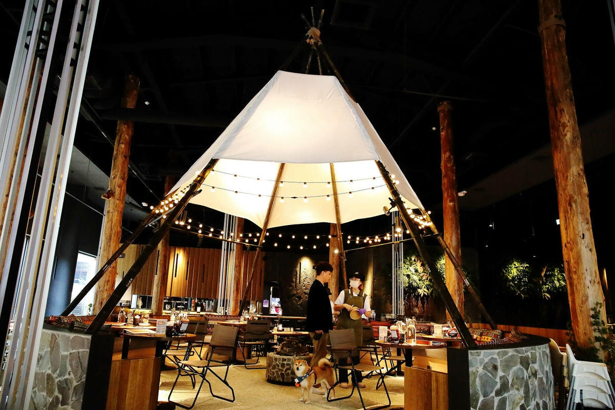 貳樓林口露營概念店新開幕!城市偽露營!在城市中也能享受享受