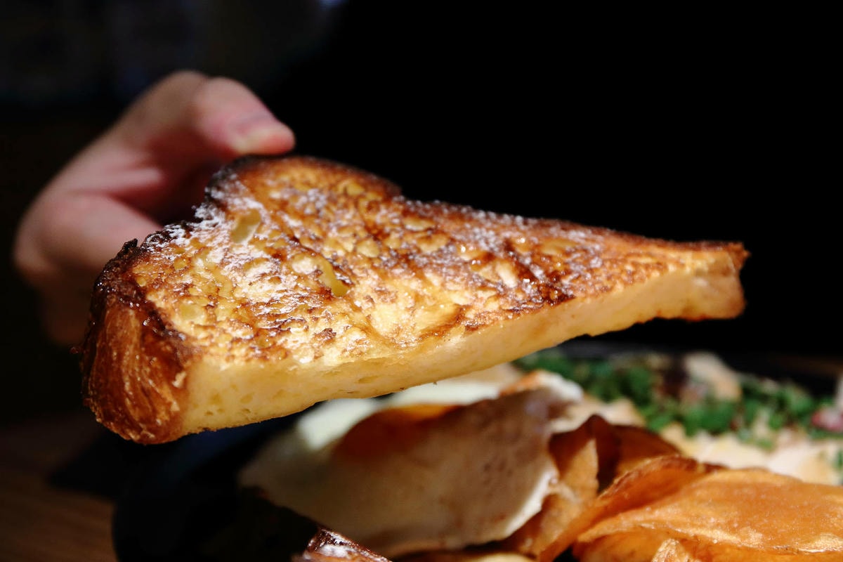 貳樓林口露營概念店新開幕!城市偽露營!在城市中也能享受享受