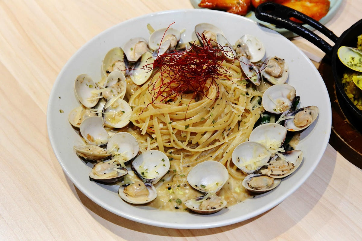 台中全新寵物餐廳開幕!瘋狂尾巴寵物遊樂園,結合了寵物餐廳、寵