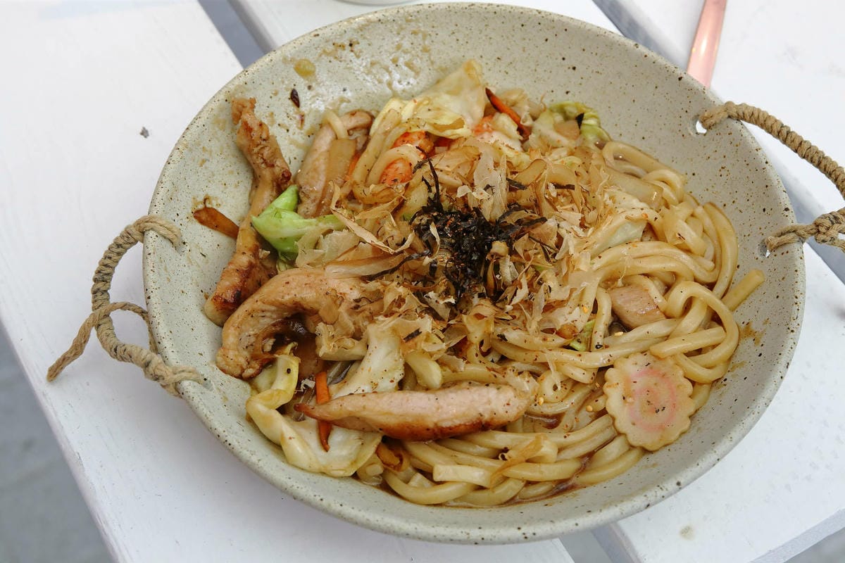 石碇秘境，武林逸亭網美景觀餐廳，寵物友善餐廳、夢幻的網美佈置