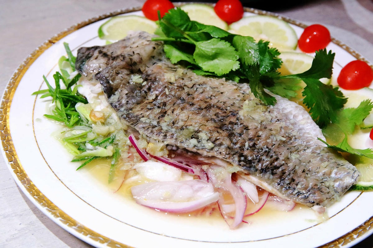 捷運中山美食推薦!一個人也能吃泰式!椰兄 PLUS台北必吃網