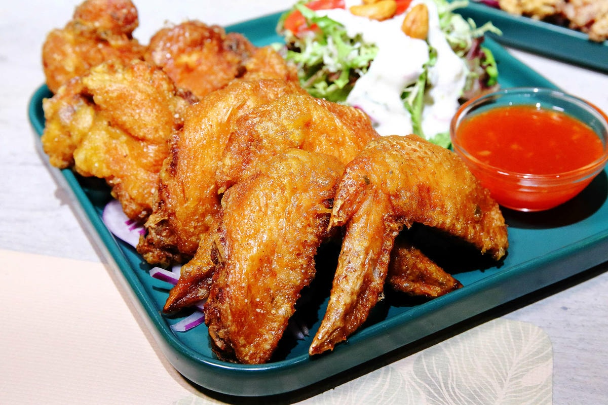 捷運中山美食推薦!一個人也能吃泰式!椰兄 PLUS台北必吃網