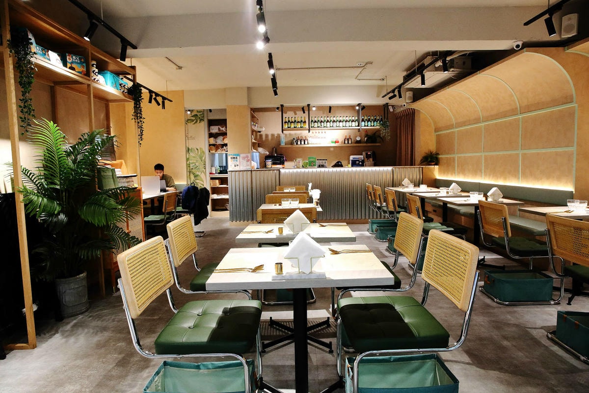 捷運中山美食推薦!一個人也能吃泰式!椰兄 PLUS台北必吃網