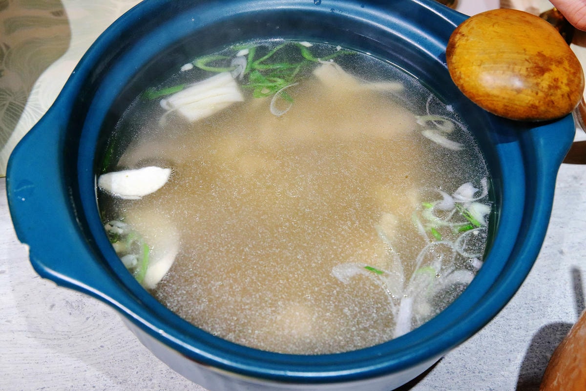 捷運中山美食推薦!一個人也能吃泰式!椰兄 PLUS台北必吃網