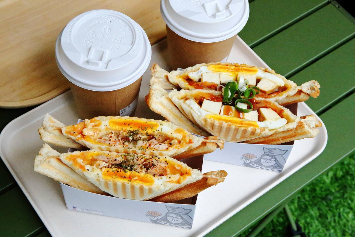 中永和早午餐新選擇,皇后熱壓吐司專賣店,土城必吃的人氣早午餐