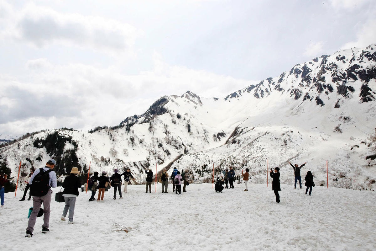立生黑部真是人生必去一次的地方,雪牆絕景、沿途連綿不絶的壯麗