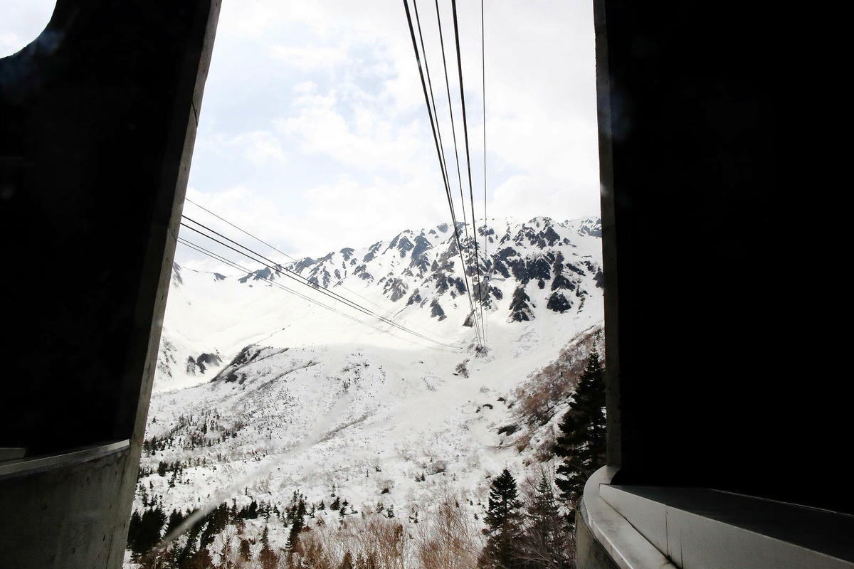 立生黑部真是人生必去一次的地方,雪牆絕景、沿途連綿不絶的壯麗