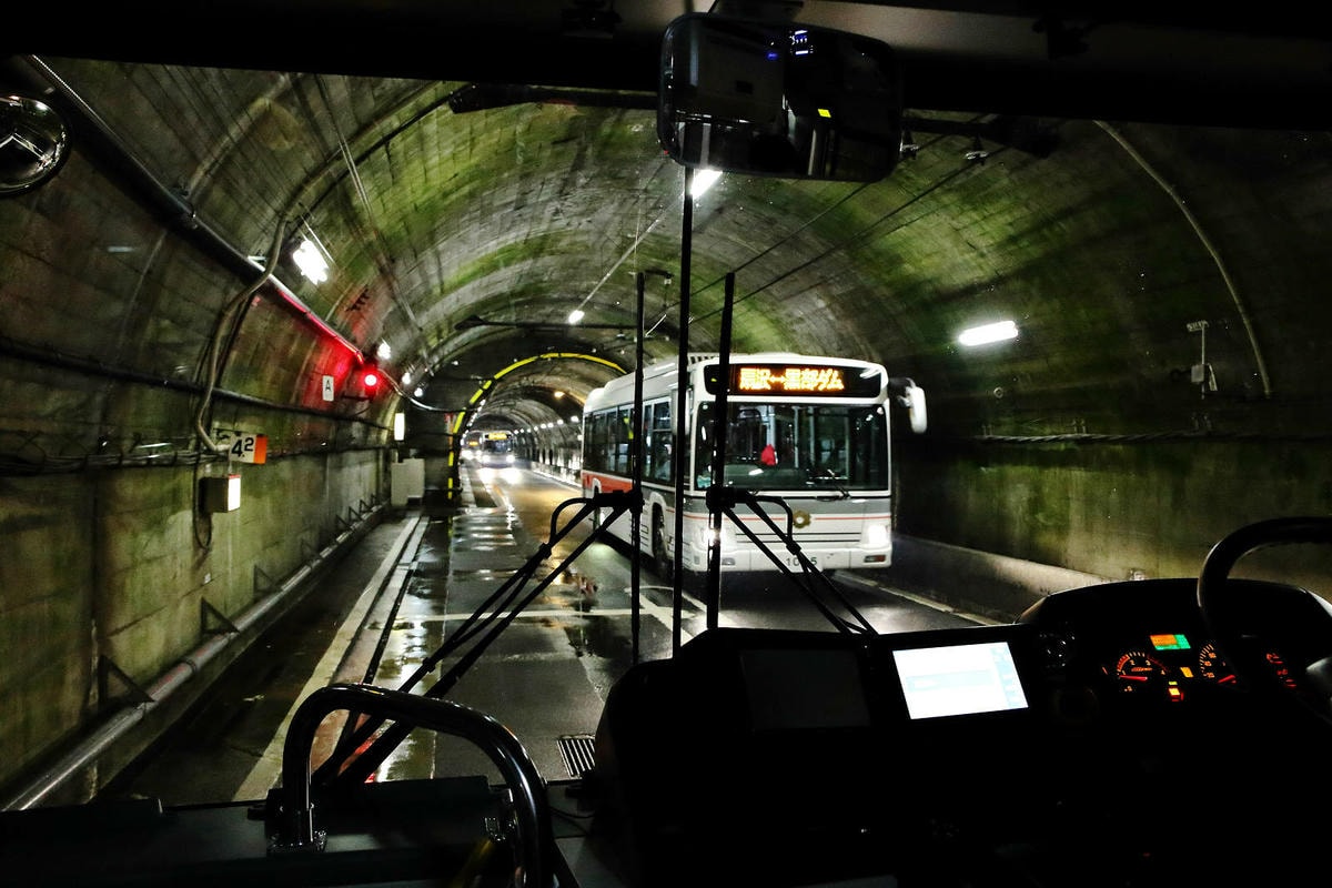 立生黑部真是人生必去一次的地方,雪牆絕景、沿途連綿不絶的壯麗