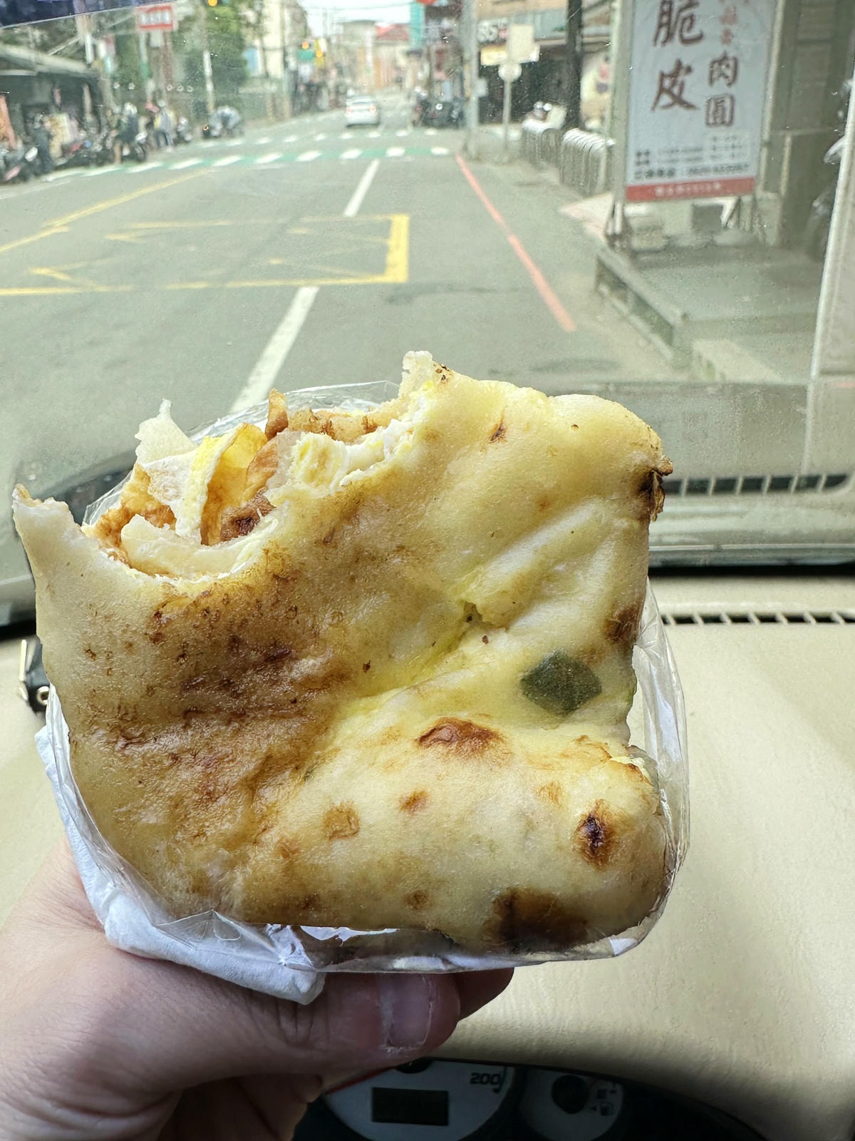 八德「監獄」蛋餅你吃過嗎?一大早排隊也非吃不可!被喻為在地最