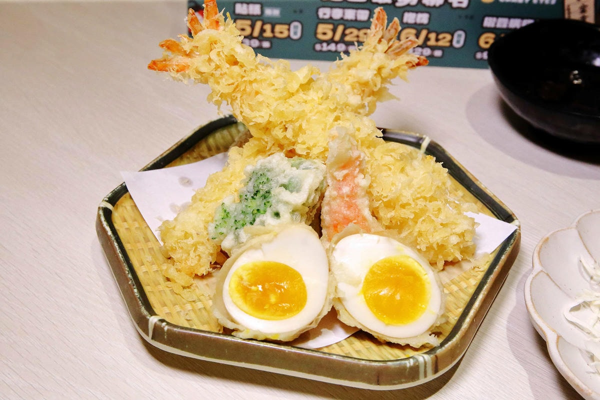 定食8變了!明亮寬敞的空間、每季更新豐盛繽紛的定食,免費湯飯 定食8變了!明亮寬敞的空間、每季更新豐盛繽紛的定食,免費湯飯