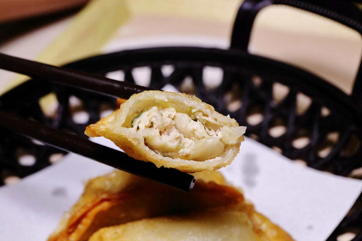 定食8變了!明亮寬敞的空間、每季更新豐盛繽紛的定食,免費湯飯 定食8變了!明亮寬敞的空間、每季更新豐盛繽紛的定食,免費湯飯