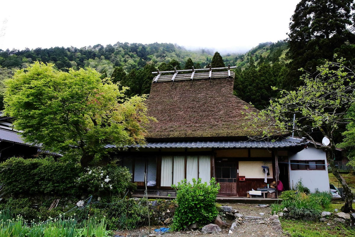 京都秘境-美山茅草屋之里｜美山合掌村，日本三大合掌村之一，被