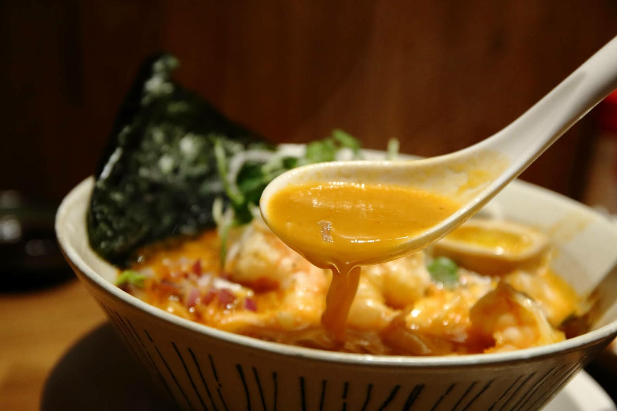 永和新開拉麵店,麵屋有漁永和店主打石斑魚做湯底的魚介系拉麵,