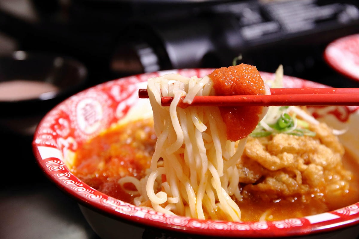 聚面。延吉街新開幕的10元串串香!來自四川最傳統的川味面食與