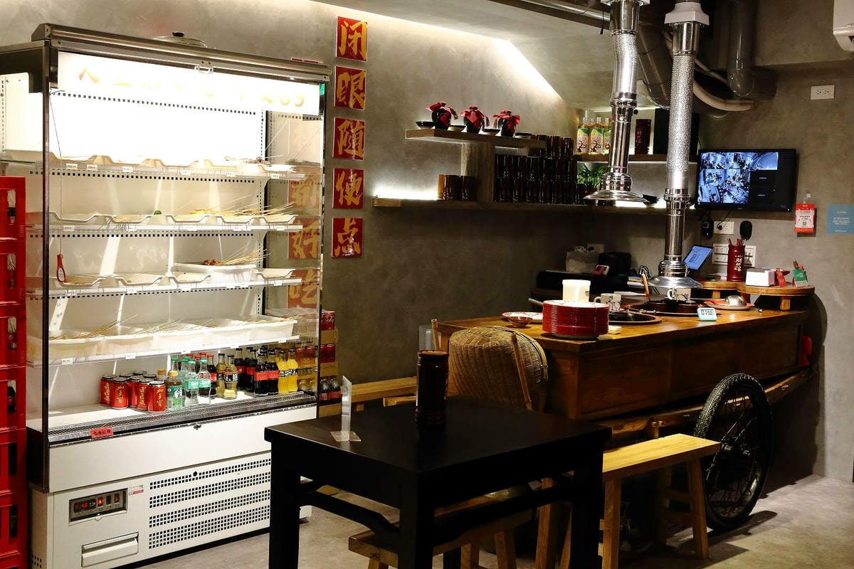 聚面。延吉街新開幕的10元串串香!來自四川最傳統的川味面食與