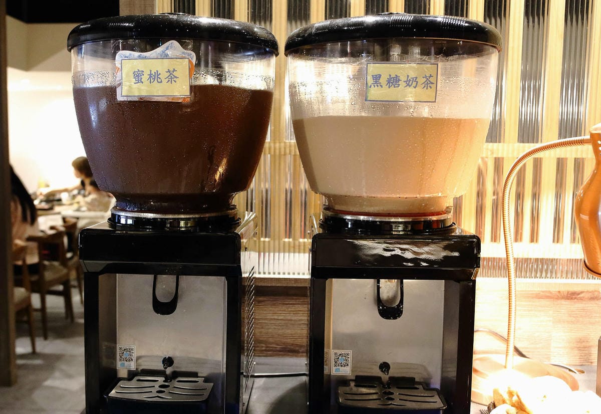 西門町燒肉吃到飽推薦！赤富士日式無煙燒肉鍋物西門店，和牛吃到