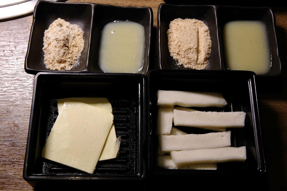 西門町燒肉吃到飽推薦！赤富士日式無煙燒肉鍋物西門店，和牛吃到