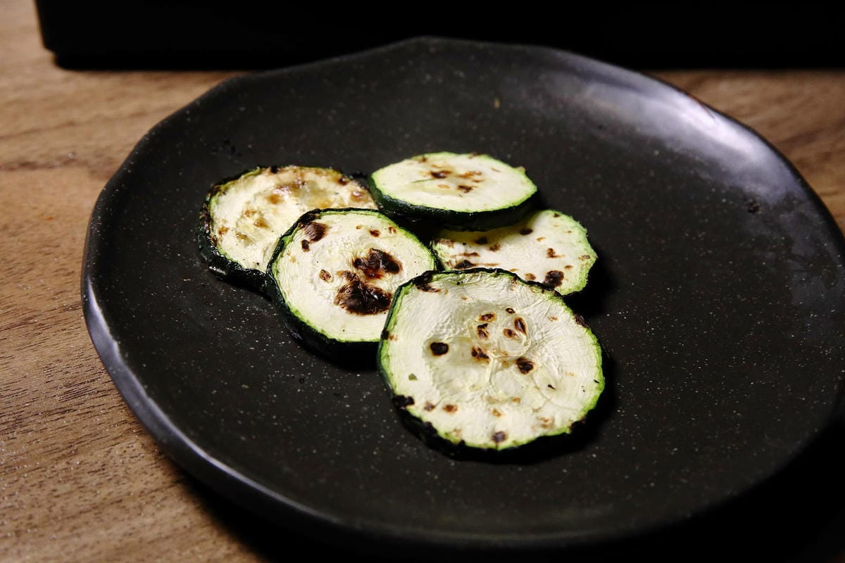 西門町燒肉吃到飽推薦！赤富士日式無煙燒肉鍋物西門店，和牛吃到