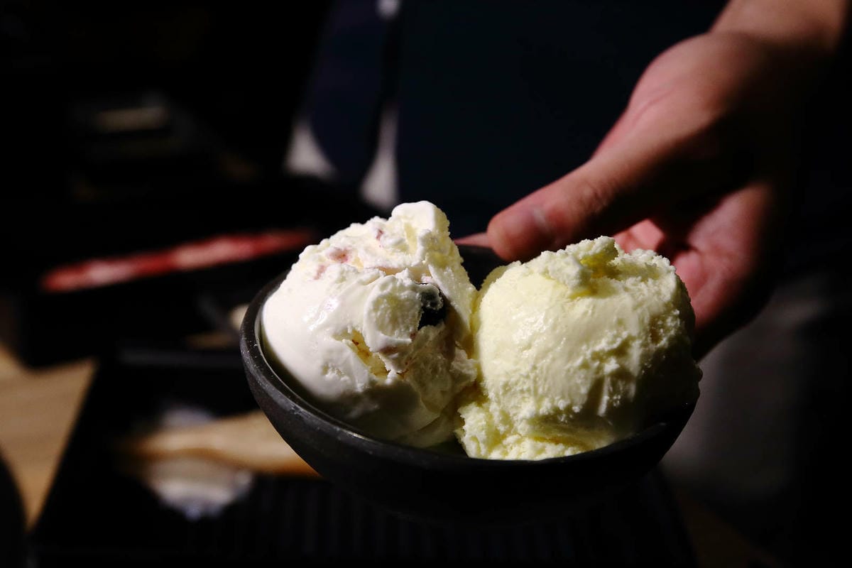 西門町燒肉吃到飽推薦！赤富士日式無煙燒肉鍋物西門店，和牛吃到