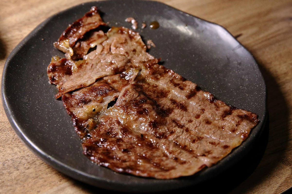 西門町燒肉吃到飽推薦！赤富士日式無煙燒肉鍋物西門店，和牛吃到