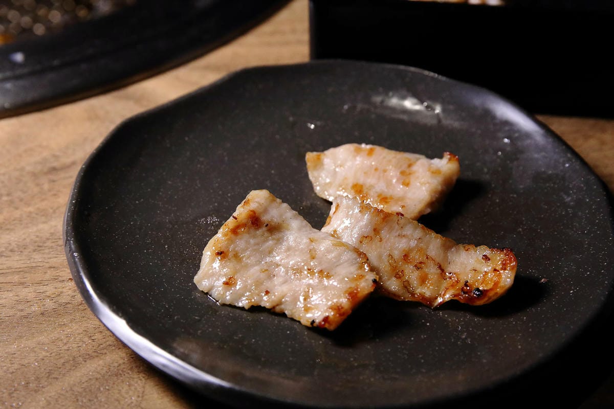 西門町燒肉吃到飽推薦！赤富士日式無煙燒肉鍋物西門店，和牛吃到