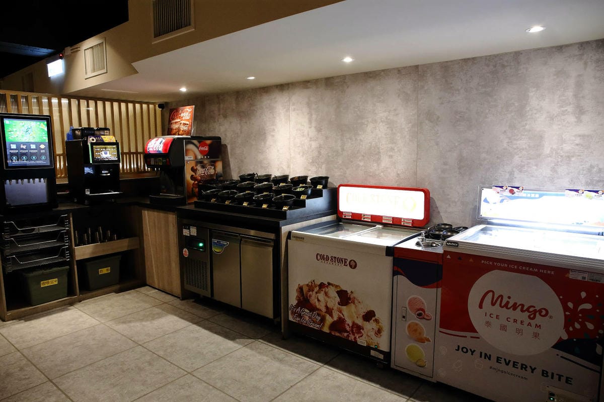 西門町燒肉吃到飽推薦！赤富士日式無煙燒肉鍋物西門店，和牛吃到