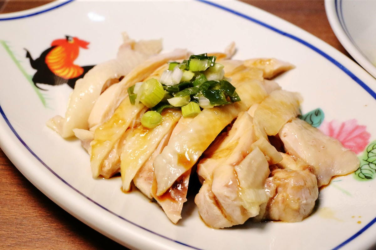 新莊超好吃海南雞飯推薦！好吃雞海南雞飯，雞肉鮮嫩多汁、金黃米