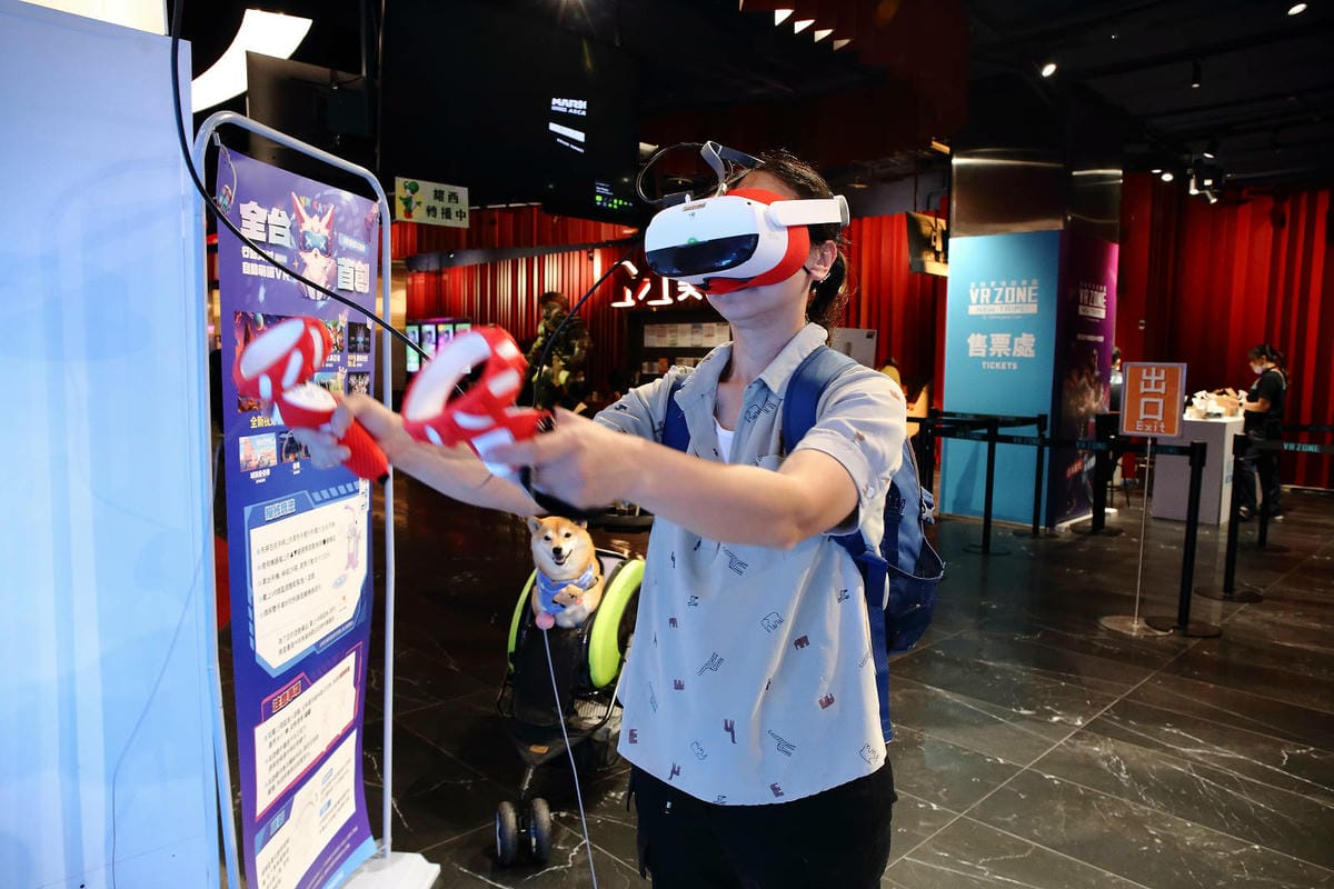 【宏匯廣場必玩】星實境VR CAT,全台首創,暑假最佳吹冷氣 【宏匯廣場必玩】星實境VR CAT,全台首創,暑假最佳吹冷氣