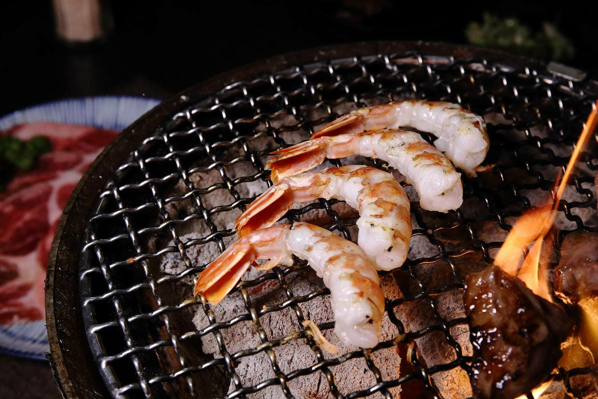 桃園中壢燒肉推薦，潮肉炭火燒肉中壢新生店，CP值超高的和牛吃