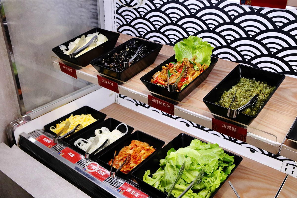 桃園中壢燒肉推薦，潮肉炭火燒肉中壢新生店，CP值超高的和牛吃