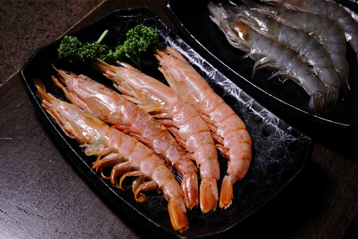 桃園中壢燒肉推薦，潮肉炭火燒肉中壢新生店，CP值超高的和牛吃