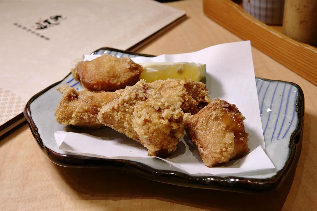 銀座杏子日式豬排，網友票選人氣第一名日式豬排！軟殼蝦與極厚炸