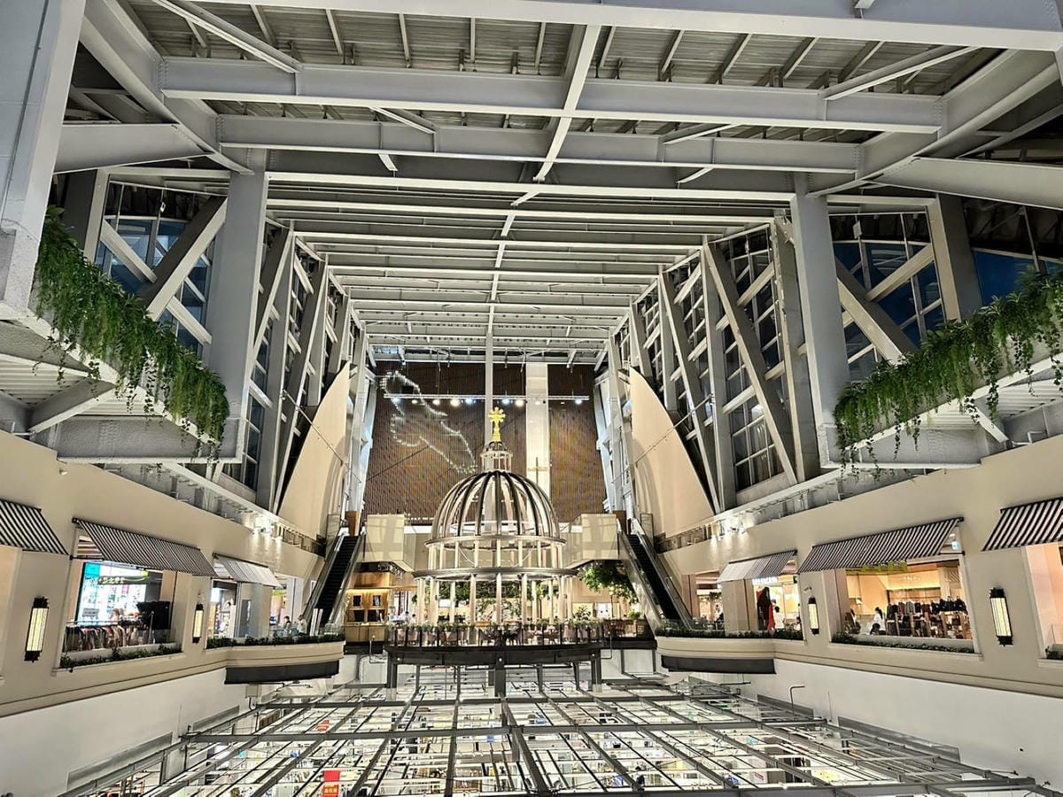 銀座杏子日式豬排，網友票選人氣第一名日式豬排！軟殼蝦與極厚炸