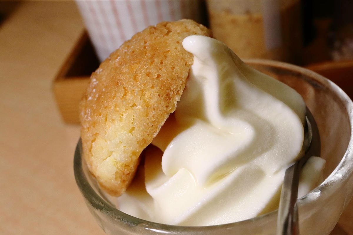 銀座杏子日式豬排，網友票選人氣第一名日式豬排！軟殼蝦與極厚炸