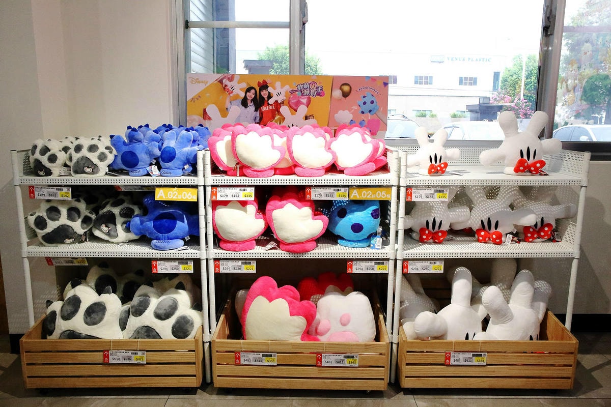 嘉義KHTOY絨毛玩偶旗艦館,正版授權絨毛玩偶專賣店,超過1