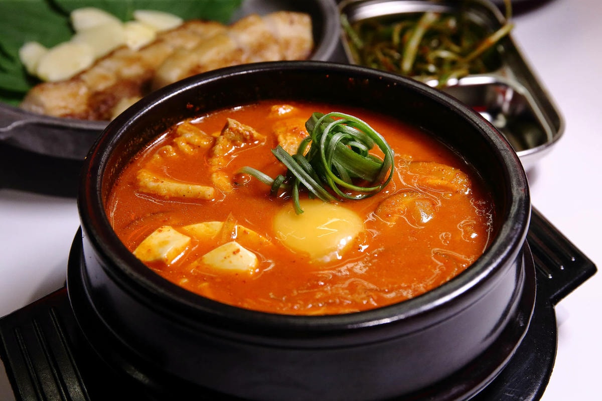 新開幕!!𝐁𝐨𝐧𝐜𝐡𝐨𝐧本村韓式炸雞-重慶南店,風靡全球的韓