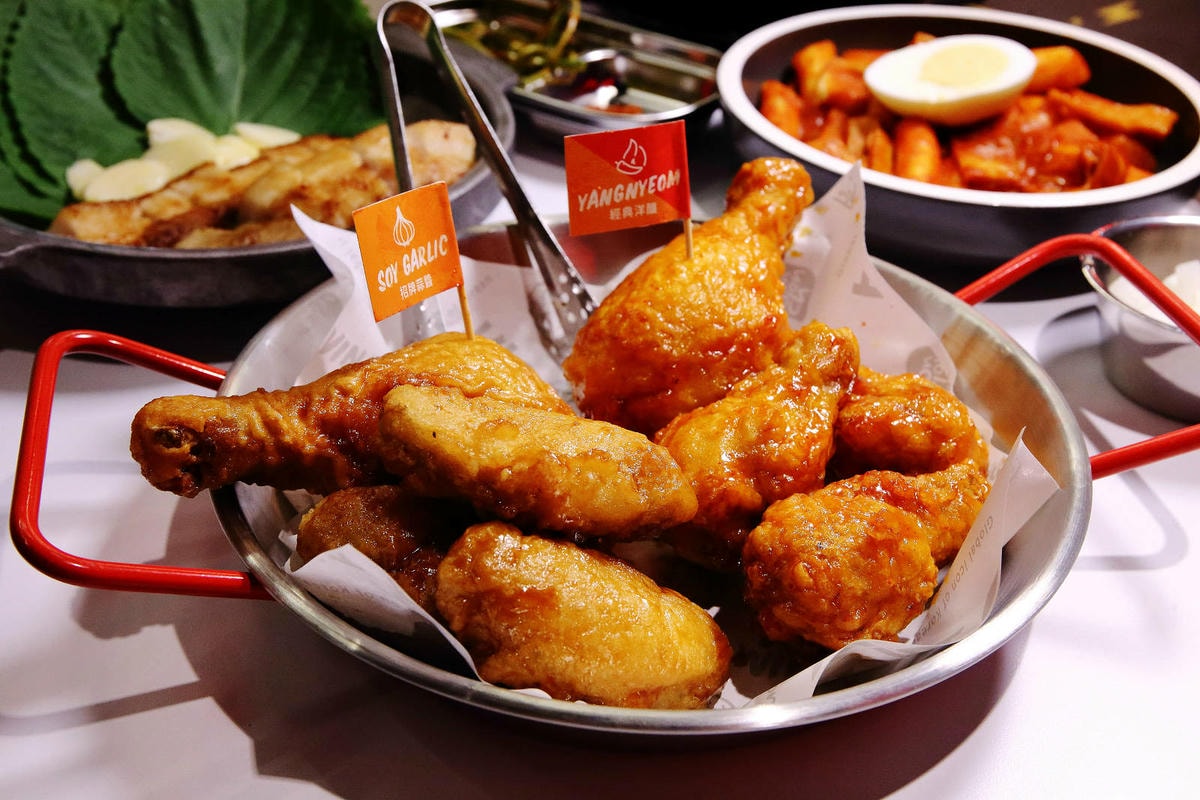 新開幕!!𝐁𝐨𝐧𝐜𝐡𝐨𝐧本村韓式炸雞-重慶南店,風靡全球的韓