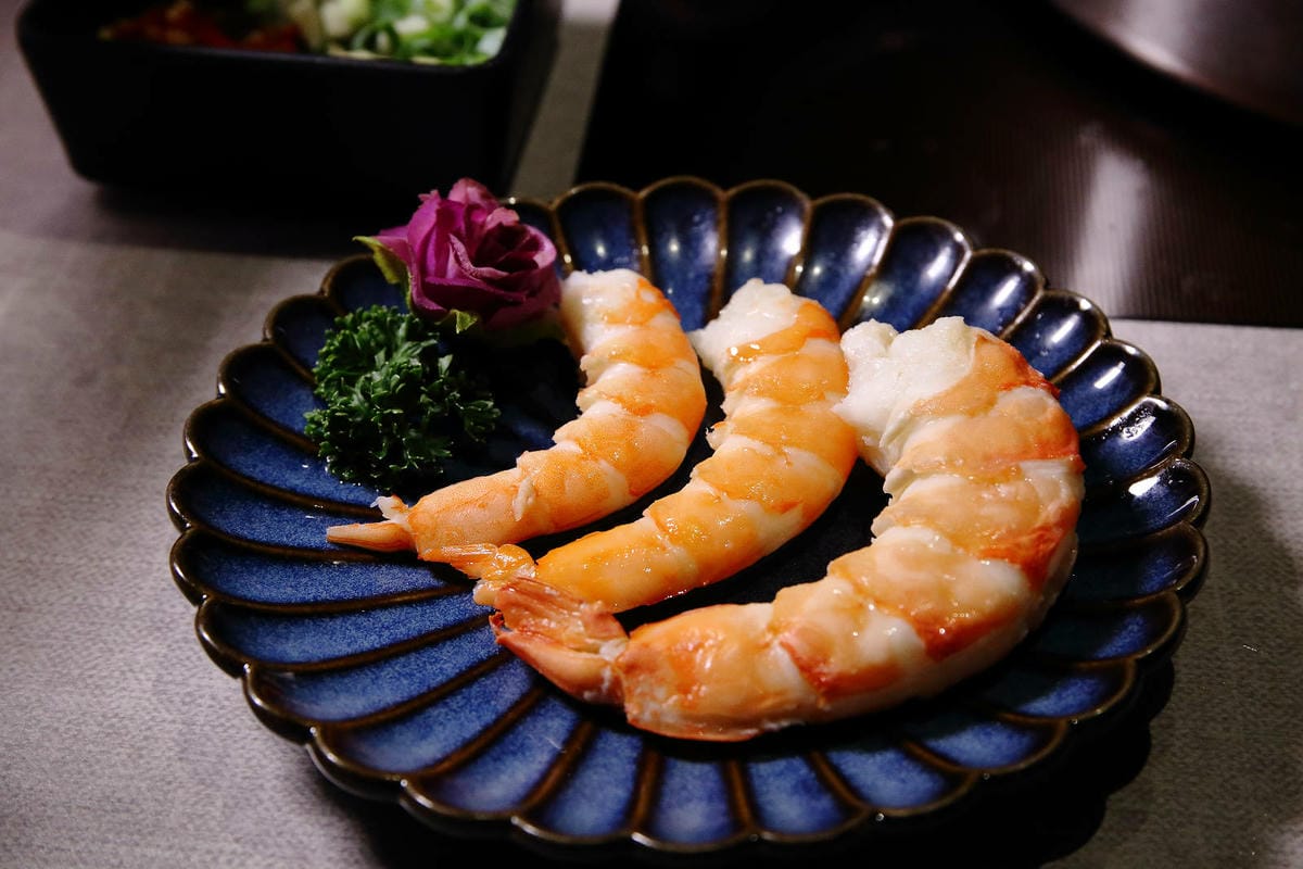 全台最強肉品火鍋!大魔大滿足鍋物中和店,四號公園超人氣高質感 全台最強肉品火鍋!大魔大滿足鍋物中和店,四號公園超人氣高質感