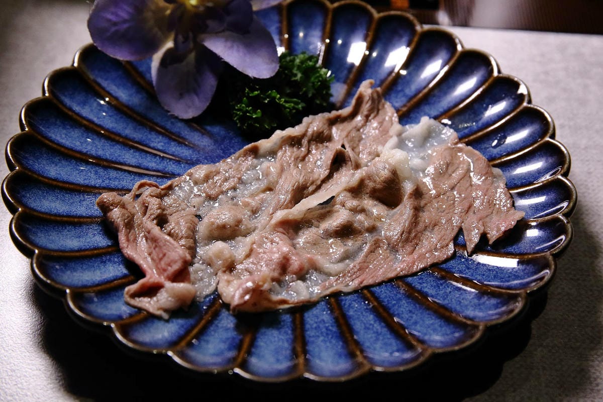 全台最強肉品火鍋!大魔大滿足鍋物中和店,四號公園超人氣高質感 全台最強肉品火鍋!大魔大滿足鍋物中和店,四號公園超人氣高質感