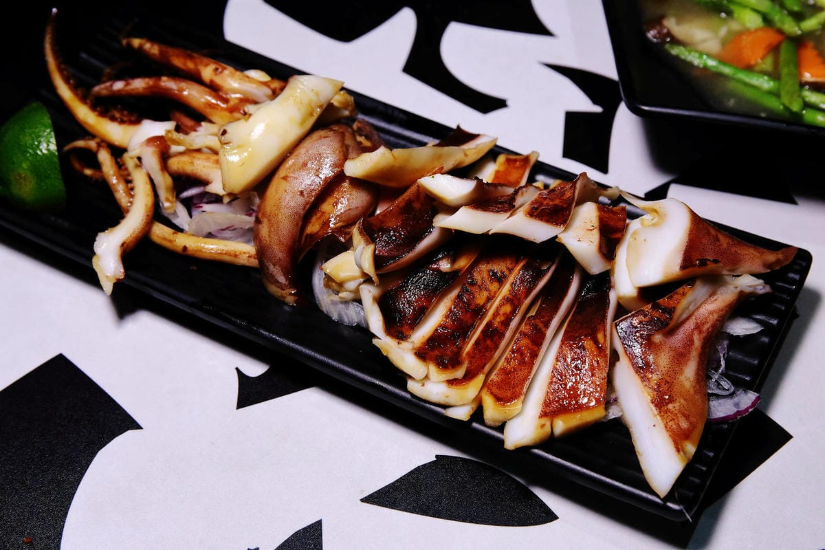 桃園平價熱炒首選！酒霸燒物酒館，隱藏版人氣烤鯛魚、串燒、熱炒