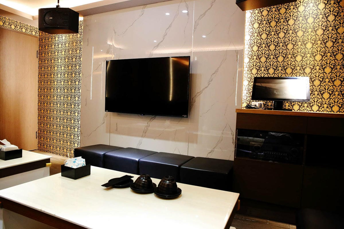 桃園平價熱炒首選！酒霸燒物酒館，隱藏版人氣烤鯛魚、串燒、熱炒