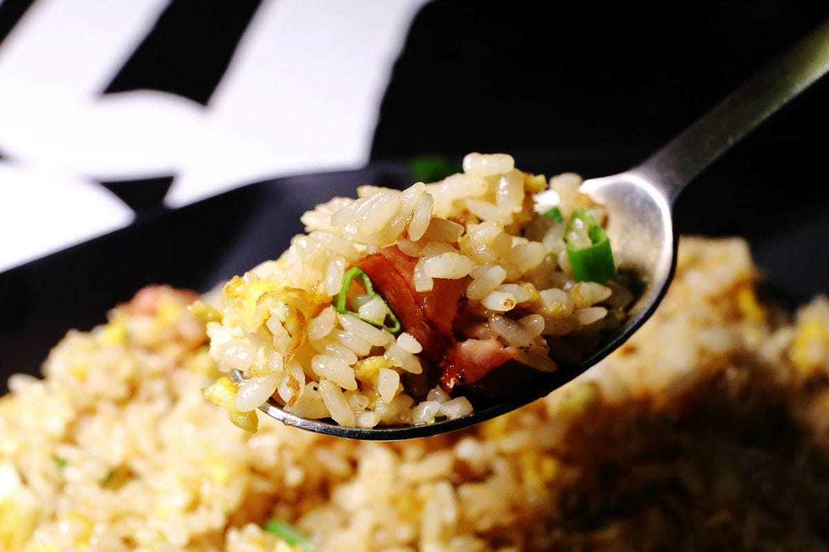 桃園平價熱炒首選！酒霸燒物酒館，隱藏版人氣烤鯛魚、串燒、熱炒