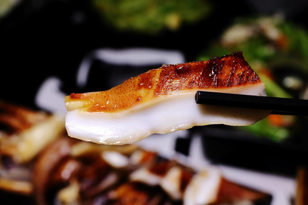 桃園平價熱炒首選！酒霸燒物酒館，隱藏版人氣烤鯛魚、串燒、熱炒